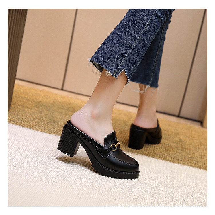 SỤC NỮ CAO GÓT SIZE NHỎ SIZE 33 ĐẾ VUÔNG  CAO 7CM