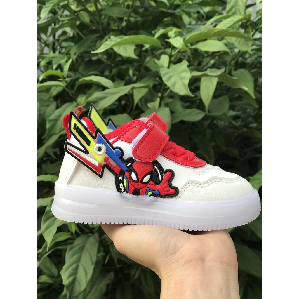Giày thể thao siêu nhân người nhện đèn led nhấp nháy cho bé trai màu trắng siêu nhẹ có hộp da PU mềm 5151