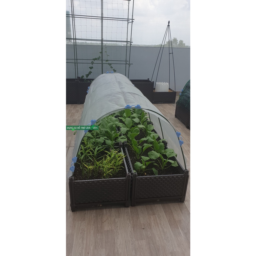 Bộ khung vòm cao 60cm rộng 65cm gồm khung vòm, lưới chắn côn trùng, kẹp giữ màng
