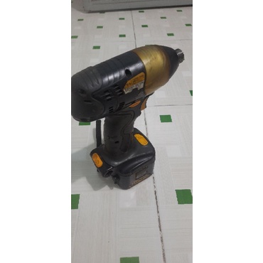 MÁY BẮN VÍT NATI EZ7201