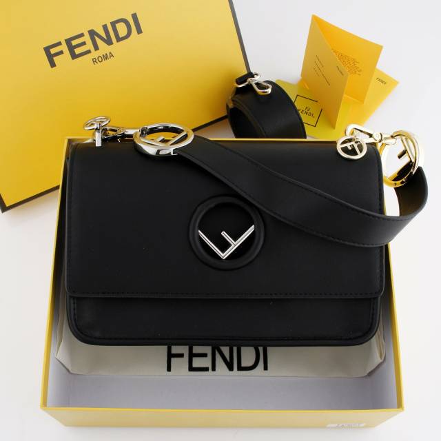 Fendi Túi Đeo Chéo Kan I F F7006 Thiết Kế Trẻ Trung Hợp Thời Trang