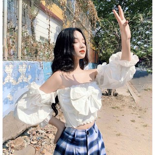 Áo croptop kiểu trễ vai hở vai nhún nơ to tay phồng bồng tiểu thư sang chảnh Luvié Closet