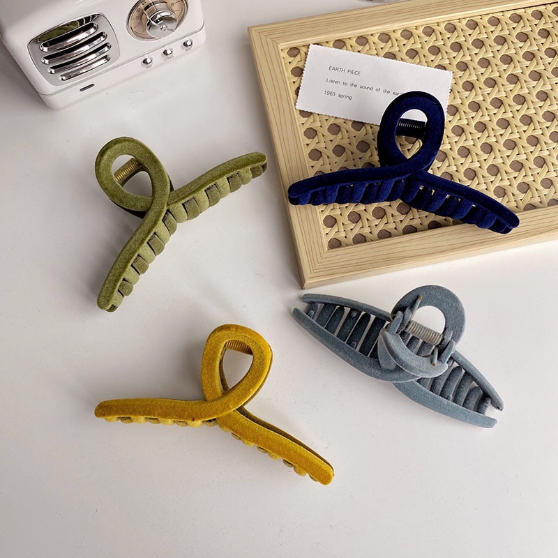 Kẹp tóc càng cua phủ vải nhung loại lớn thời trang mới dành cho nữ