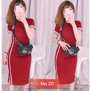 Đầm Body Xẻ Tà Sọc Viền