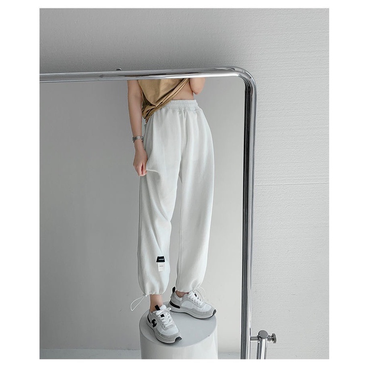 Quần Jogger Item Logo Có Chốt Gấu Điều Chỉnh Ống Bo Chất Dày Freesize 38-60kg Nam Nữ Phong Cách Ulzzang