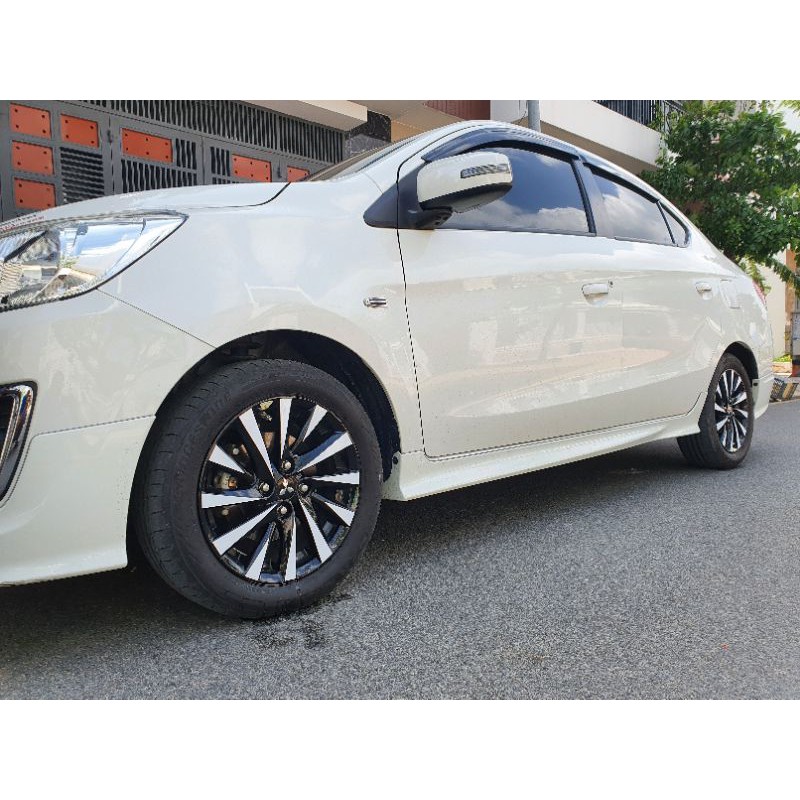 Decal dán mâm Attrage 2016 - 2019