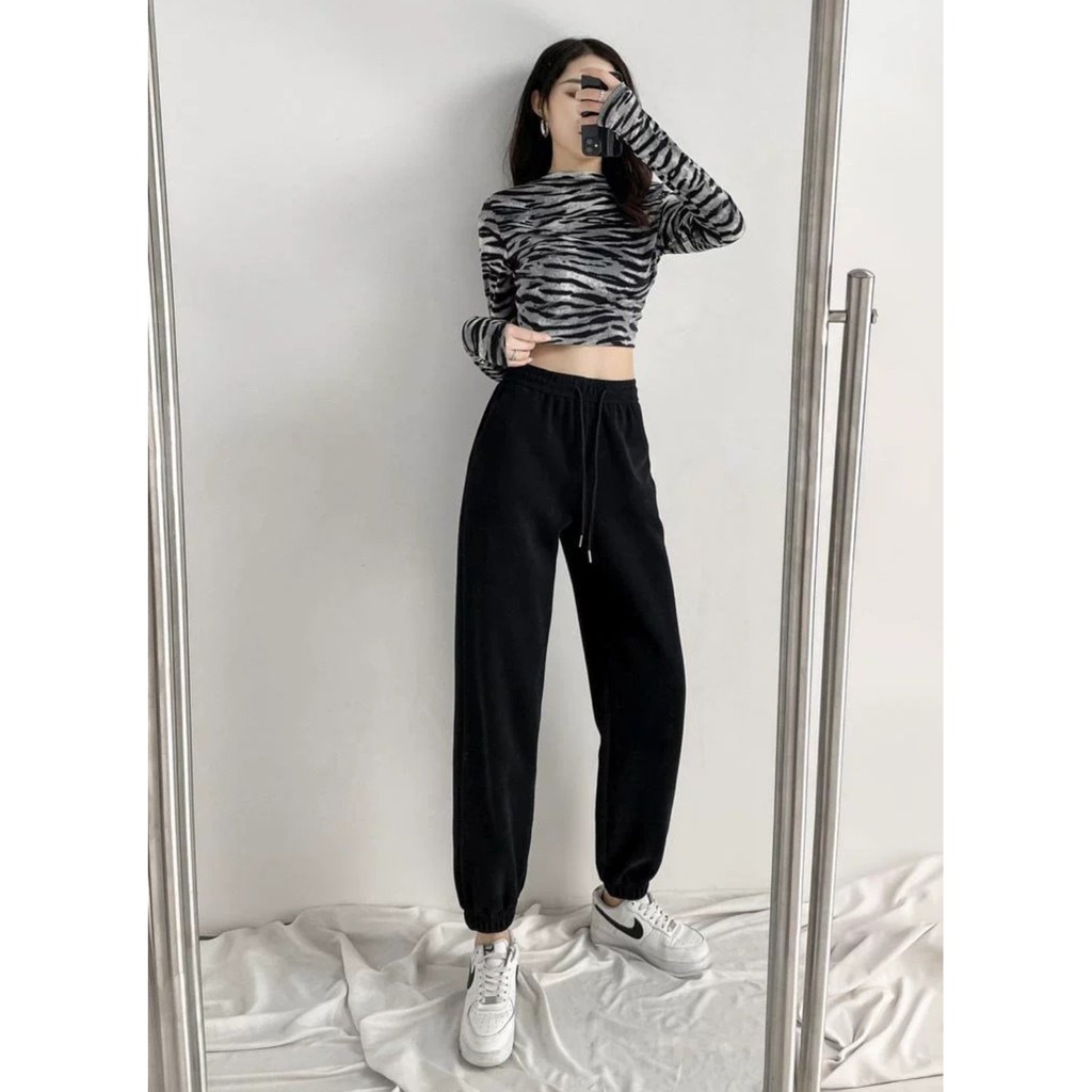 Quần nỉ nữ ống rộng jogger dây rút bo gấu dáng suông dài vải da cá màu xám đen - Quần thể thao nữ ống rộng mặc tập gym