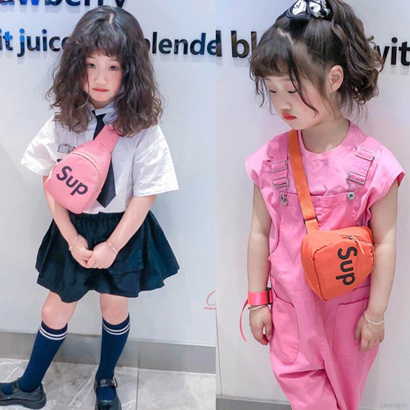 Túi đeo chéo ngực in chữ phong cách Hàn Quốc cho bé trai và bé gái