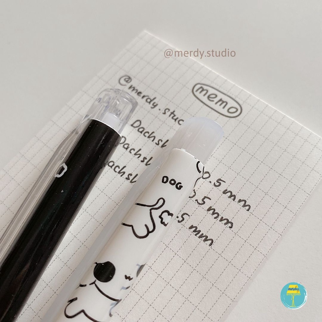 Bút bấm UMEI mực đen ngòi 0.5mm - Dachshund Dogs