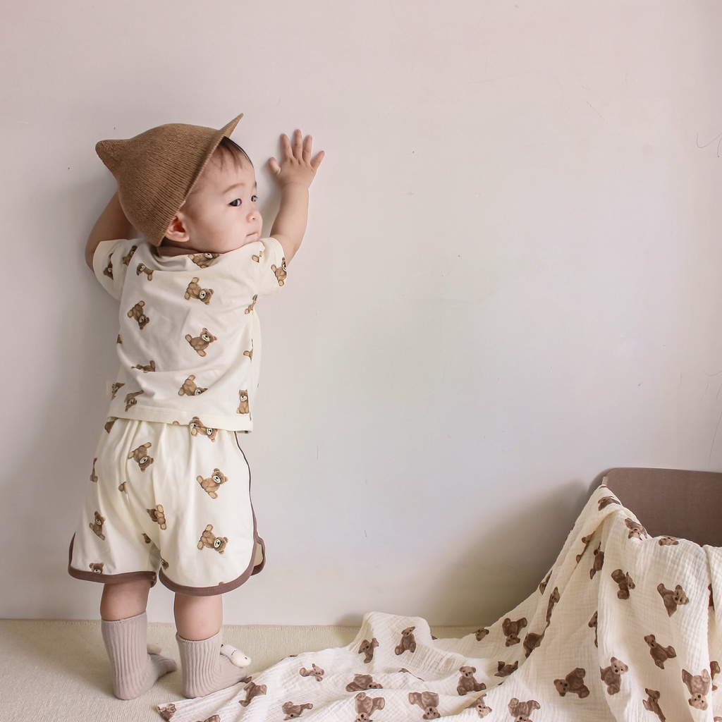 Set Áo Thun Tay Ngắn &amp; Quần Short In Hình Gấu Dễ Thương Cho Bé Trai &amp; Gái