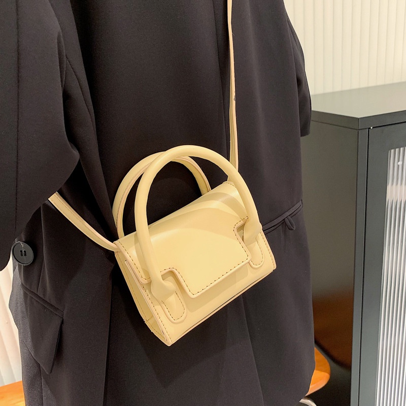 Túi Đeo Chéo Hình Vuông Nhỏ Thiết Kế niche Năm Mới Phổ Biến Cho Nữ