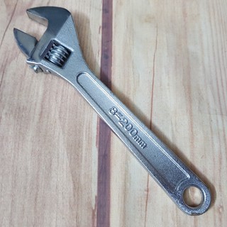 Cờ lê mỏ lết vặn 8icnh/200mm