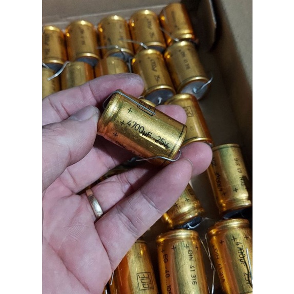 Tụ ROE 4700uf/25V Germany