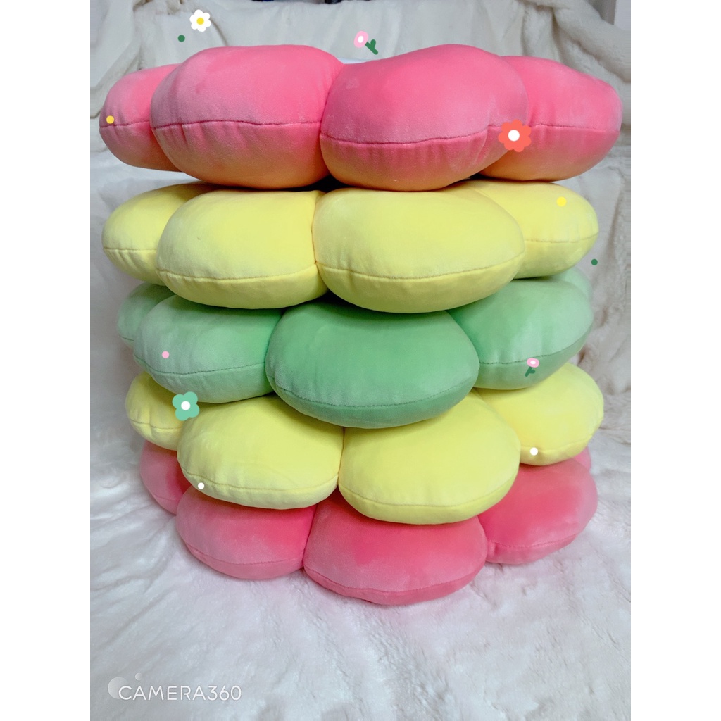 [FREESHIP] Nệm ngồi nâng chiêu cao, GỐI tựa lưng vải miniso hình hoa 8 cánh thêu mặt gấu