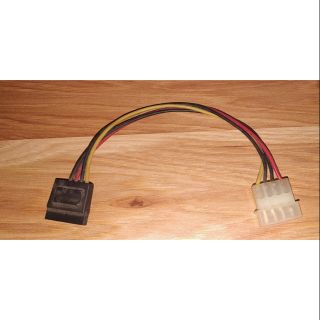 Cáp chuyển nguồn ata sang sata