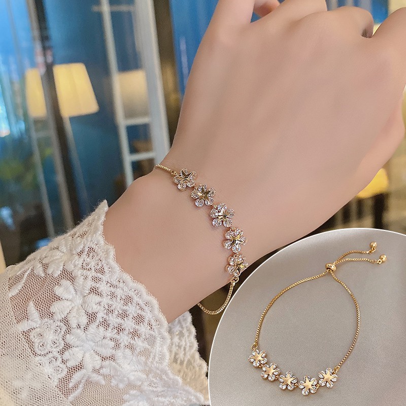 SWAROVSKI Vòng Tay Kim Loại Mặt Hình Hoa Đính Đá Lấp Lánh Phong Cách Hàn Quốc