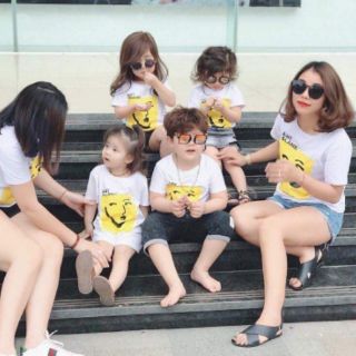Sét áo Mẹ, Con hót hít