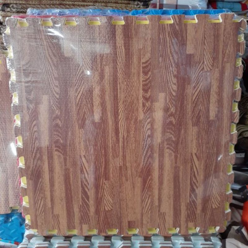 [KT 60X60] 4 MIẾNG THẢM XỐP GHÉP SÀN VÂN GỖ, KÈM VIỀN MÉP