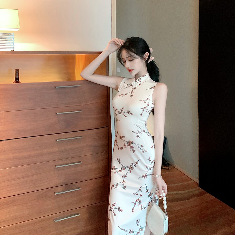 Sườn xám trắng hoa nhí 2 kiểu