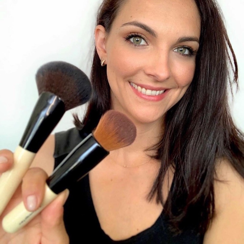 Cọ nền Bobbi Brown