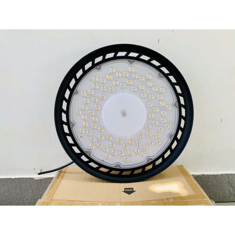 Đèn led highbay nhà xưởng, nhà kho, nhà thi đấu công suất 100W, 150W, 200W hàng chuẩn watt linh kiện cao cấp