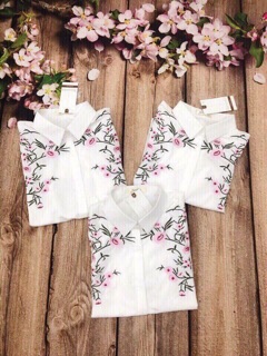 Sơmi trắng vạt lệch