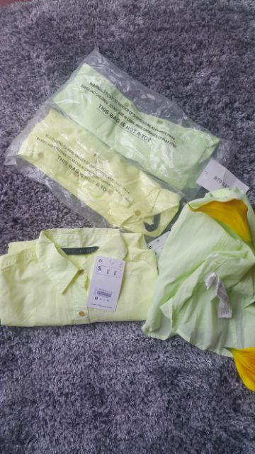 Áo sơ mi nữ tay ngắn R79 Basic Vnxk
