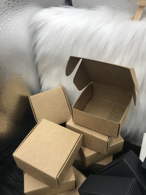 Hộp quà giấy kraft. Hộp quà phong cách Hàn Quốc. Hộp quà đẹp. Hộp đựng trang sức | BigBuy360 - bigbuy360.vn