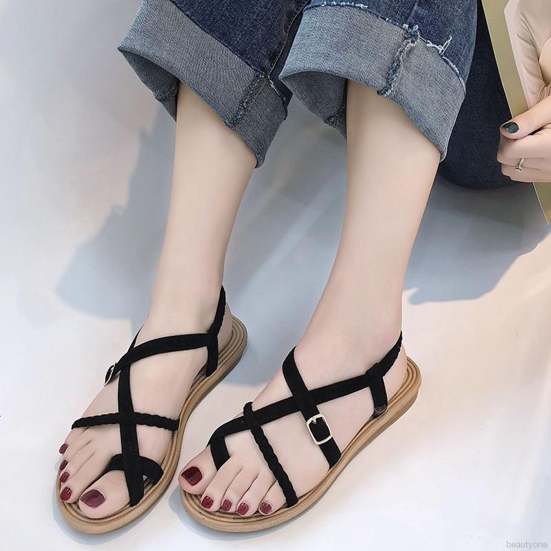 Giày Sandal Nữ Xỏ Ngón Đế Bệt Chống Trượt Đính Hoa Trang Trí