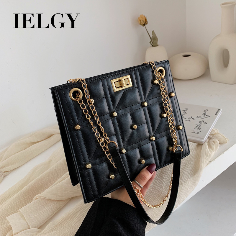 Túi xách đeo chéo vai thời trang dành cho bạn nữ