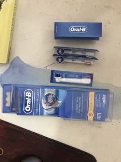 SET 5 ĐẦU THAY BÀN CHẢI MÁY ORAL B PRECISION