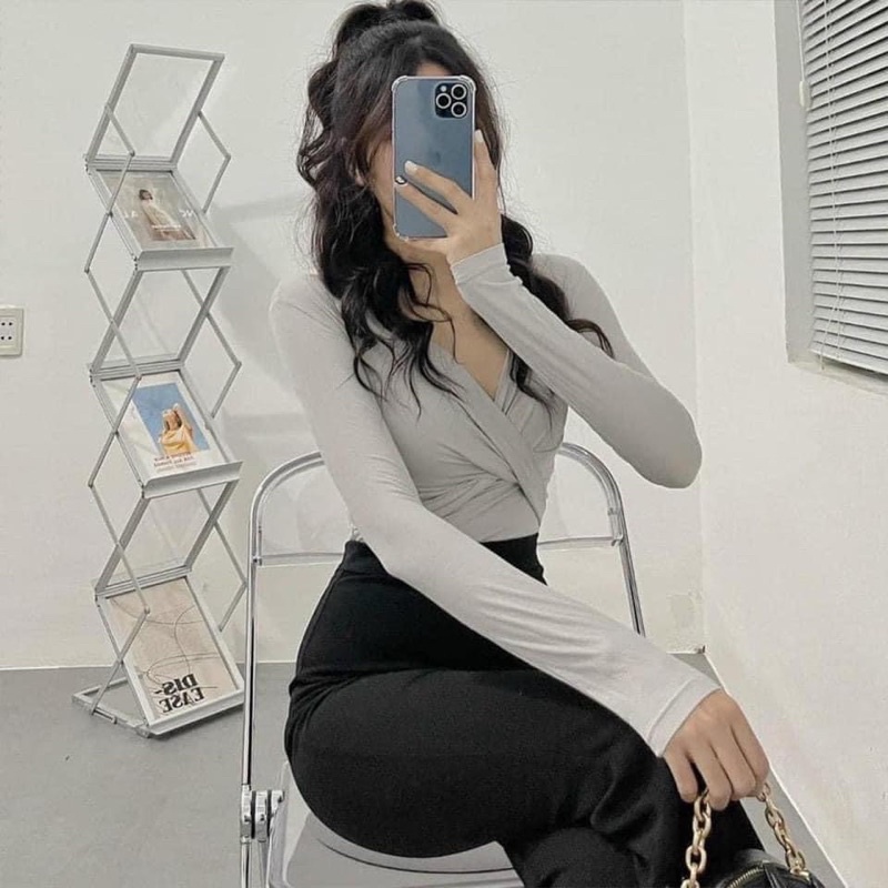Quần loe 1 cúc cạp cao tôn dáng