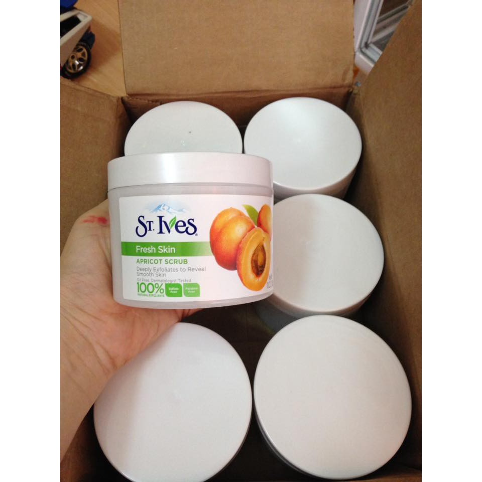 Kem tẩy tế bào chết mặt và toàn thân hương mơ St.Ives Blemish Control Apricot Scrub 283g | BigBuy360 - bigbuy360.vn