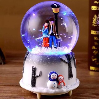 Quả cầu tuyết tình nhân V.32 có nhạc có đèn thổi tuyết,Quả cầu pha lê tuyết phát nhạc hình cặp đôi tình nhân-Do_luu_niem