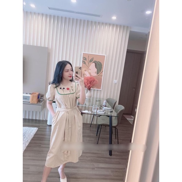 set váy xoè thêu hoa ngực viền xanh cho nữ