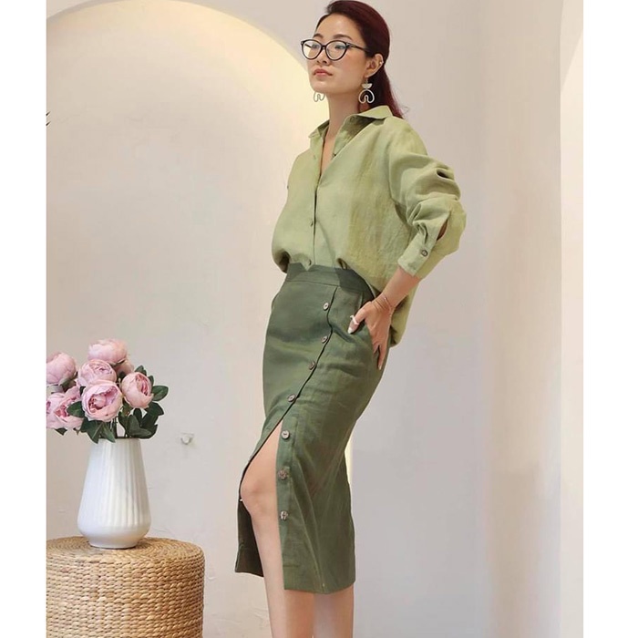 Set bộ Linen Premium áo sơ mi kèm chân váy bút chì - Áo xanh cốm - Chân váy xanh rêu