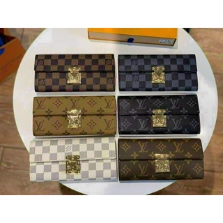 VÍ CẦM TAY EO VÌ KHOÁ VUÔNG FULLBOX