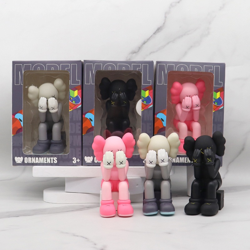 Mô Hình Nhân Vật Kaws Trang Trí Xe Hơi
