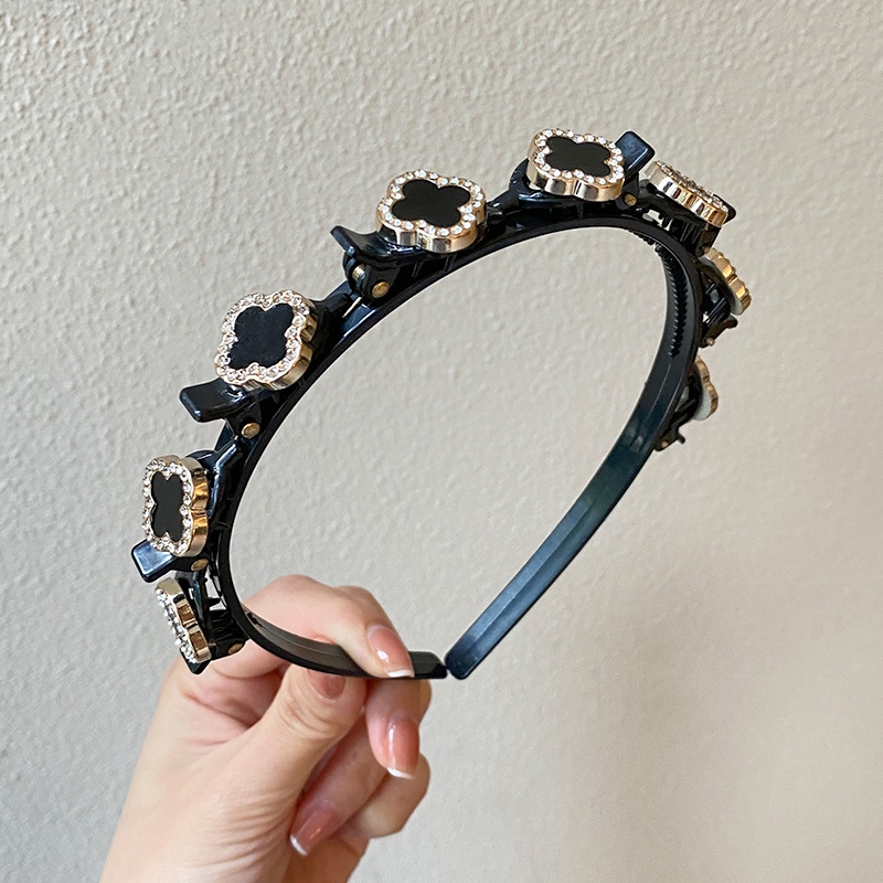 Cài Tóc Cỏ Bốn Lá Đính Hạt Ngọc Trai Giả Màu Đen Phong Cách Vintage Hàn Quốc