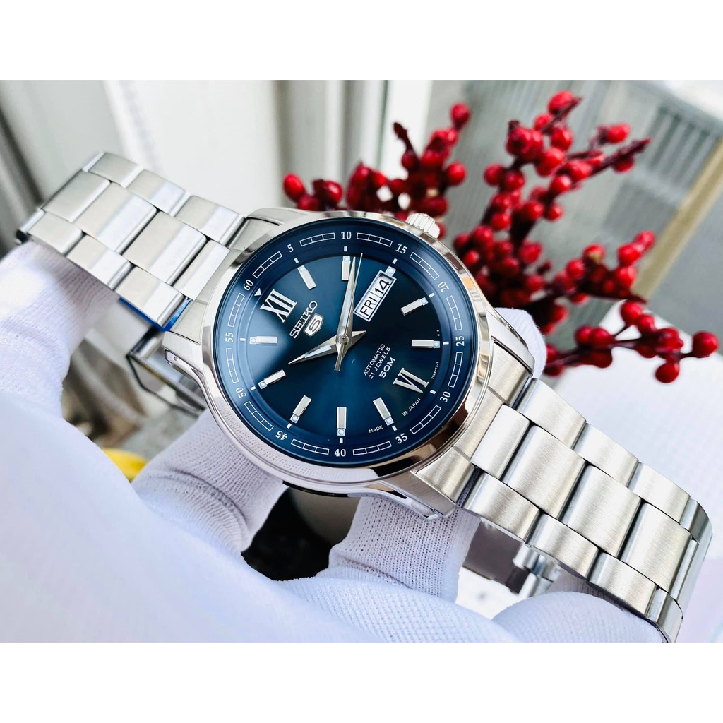 Đồng hồ nam Seiko 5 Automatic SNKP17J1 Bản nội địa nhật nên cực kỳ sắc sảo đến từng chi tiết