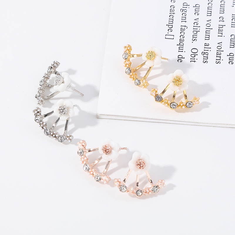 Bông tai cúc hoạ mi thời trang