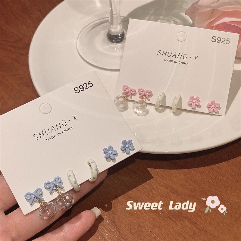 Bông tai 17KM dạng xỏ mặt hình hoa/ nơ xinh xắn màu hồng/ xanh dương dành cho nữ