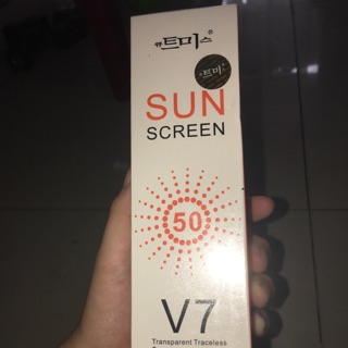 Kem chống nắng v7 sun screen 200ml