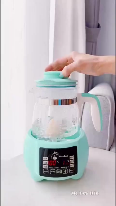 Gợi ý 7 mẫu ấm đun nước pha sữa tiện lợi cho mẹ bỉm