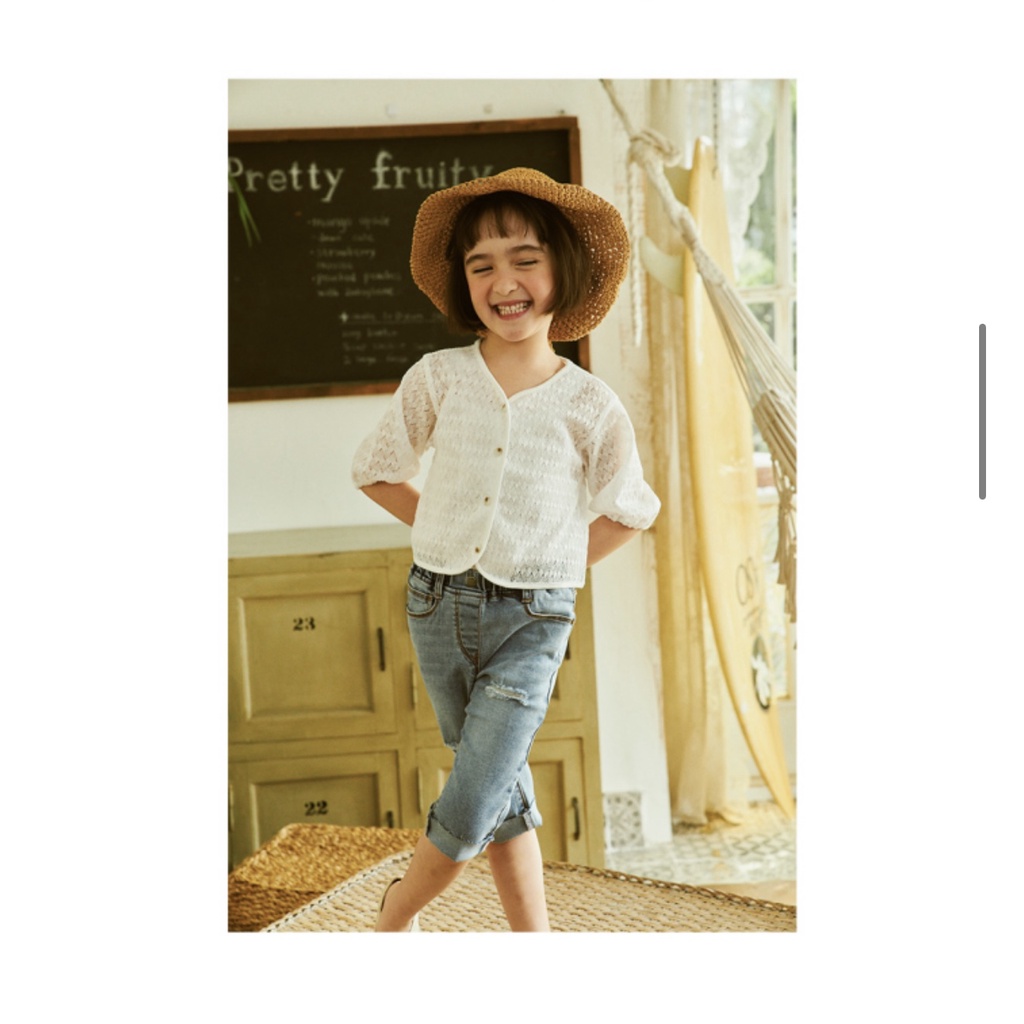 Cardigan ren đục lỗ Toto Heros màu trắng tay lỡ BG 110-150