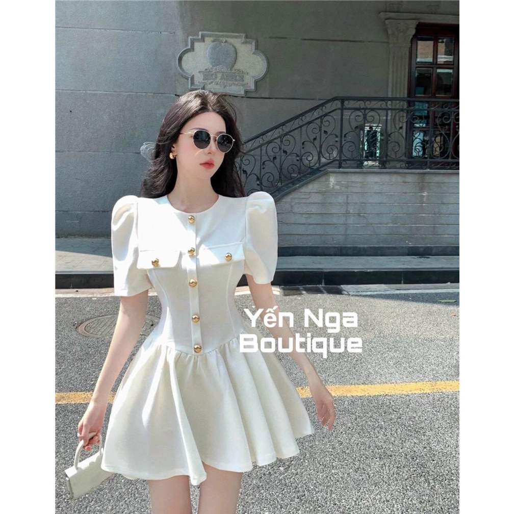 đầm xòe dập ly bo eo kiểu dính nút cổ tròn ngắn tay