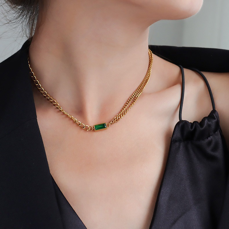Vòng cổ Hai Lớp Đính Đá Ngọc Lục Bảo
