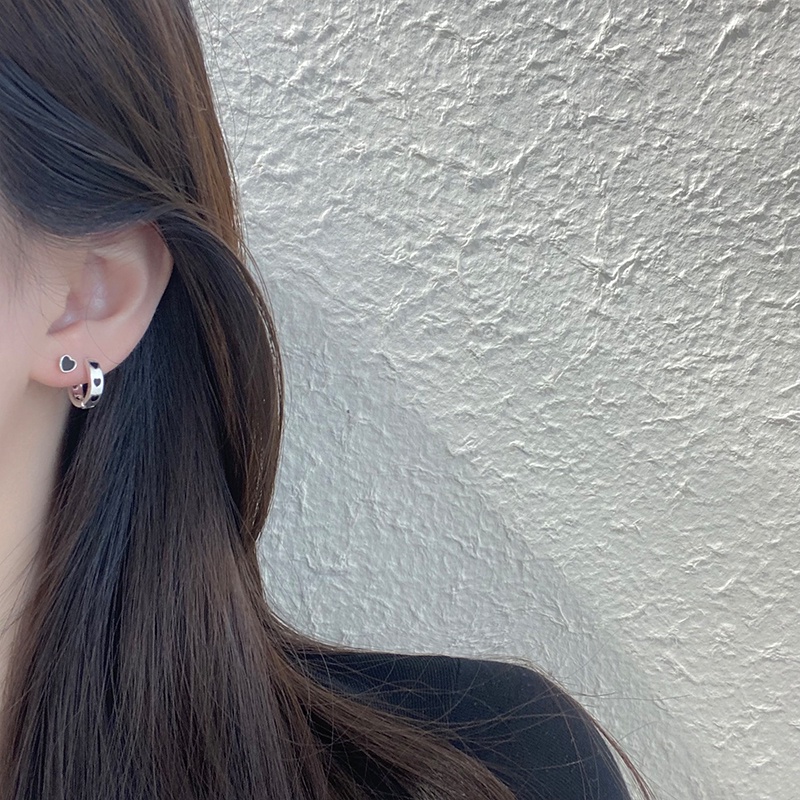 Bộ 3 Đôi Bông Tai Hình Trái Tim Đơn Giản Thời Trang Cho Nữ