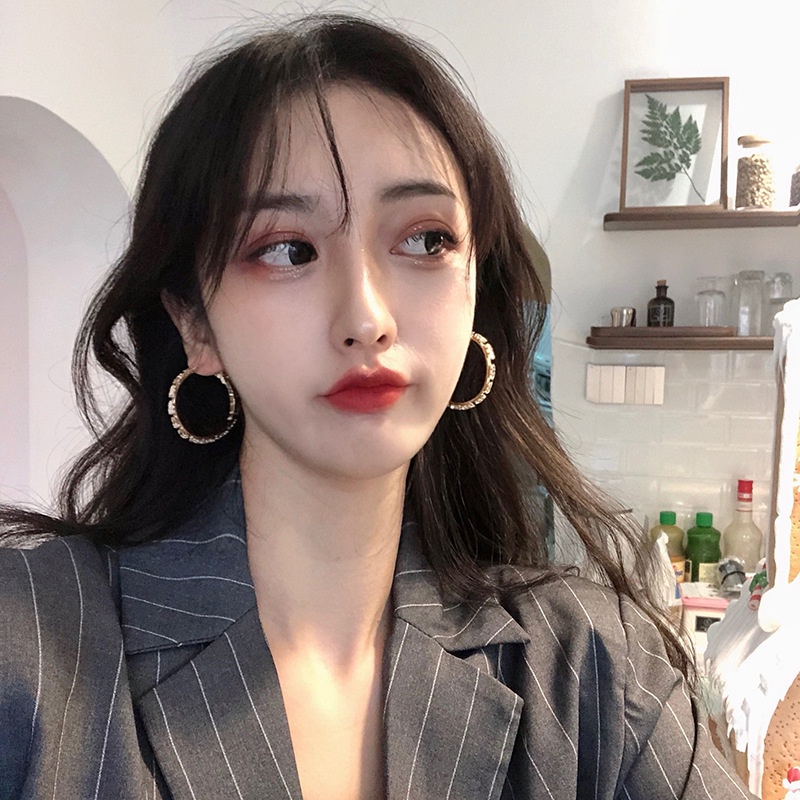 Khuyên Tai Hình Tròn Đính Đá Pha Lê Kiểu Hàn Quốc Sang Trọng