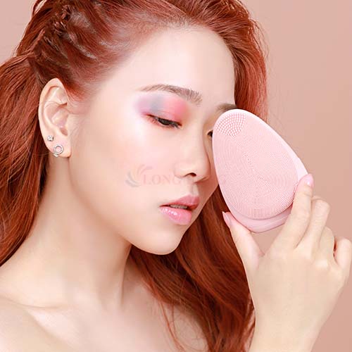 Máy rửa mặt Emmié by HappySkin Premium Facial Cleansing Brush - Hàng chính hãng